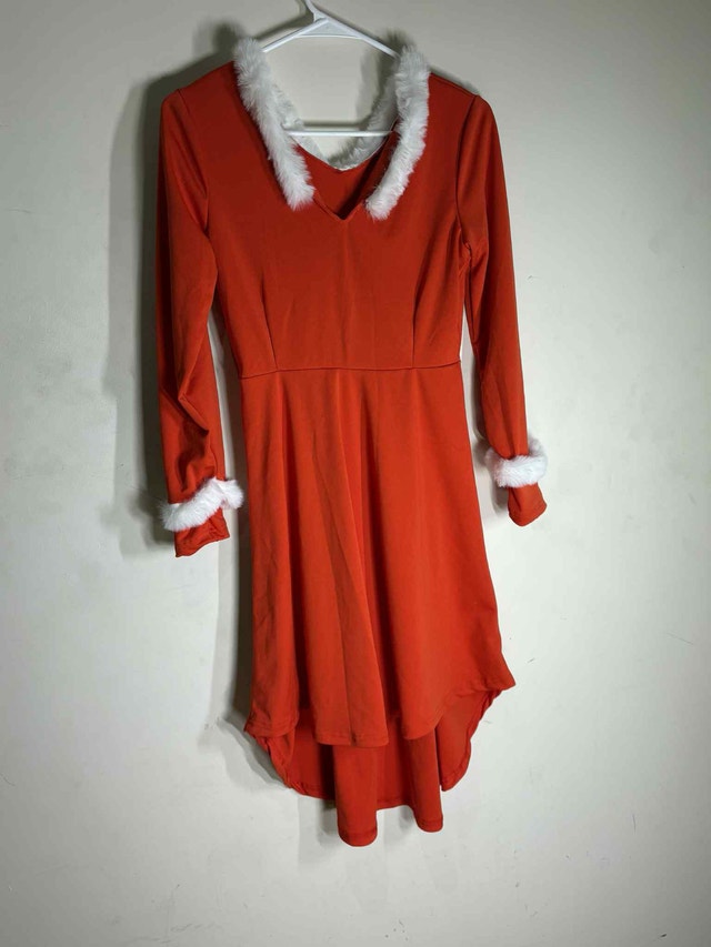 Red Holiday Dress Size Small w/ Faux Fur Trim | Good Finds
