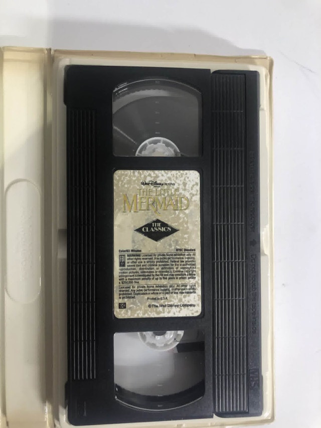 Disney VHS – The Little Mermaid – Classic Clamshell Case - photo 2