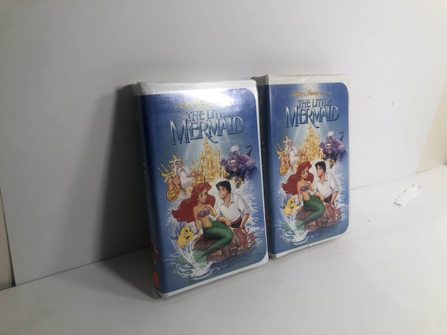 Disney VHS – The Little Mermaid – Classic Clamshell Case - photo 3