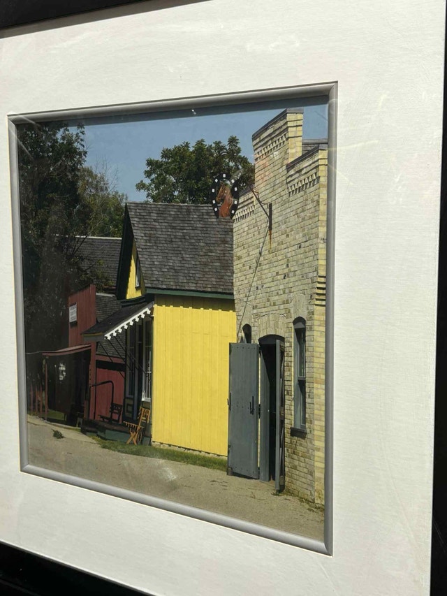 Hotel Liquidation Framed Artwork - Bulk Deals! - photo 2