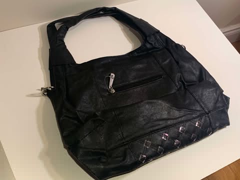 Good Finds | Black Sequin Shoulder Bag - photo 3