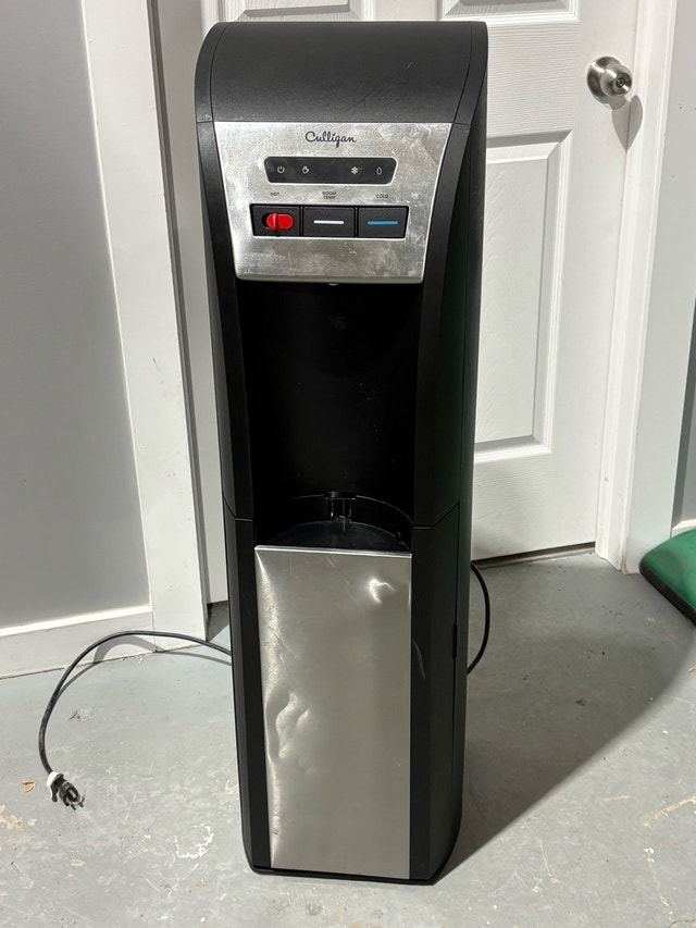 Culligan Bottom-Load Water Dispenser – Hot & Cold - photo 3