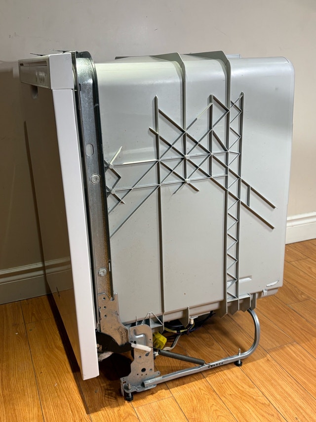 Whirlpool Built-In Dishwasher – Serviced, Tested & Clean – $299 - photo 4
