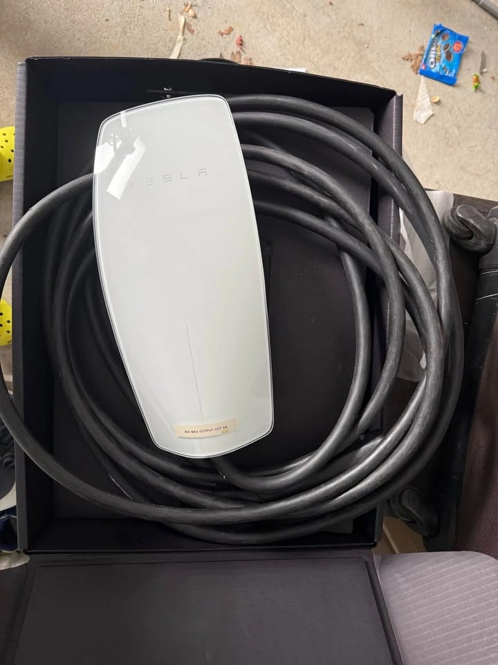 Tesla Wall Connector EV Charger - photo 3