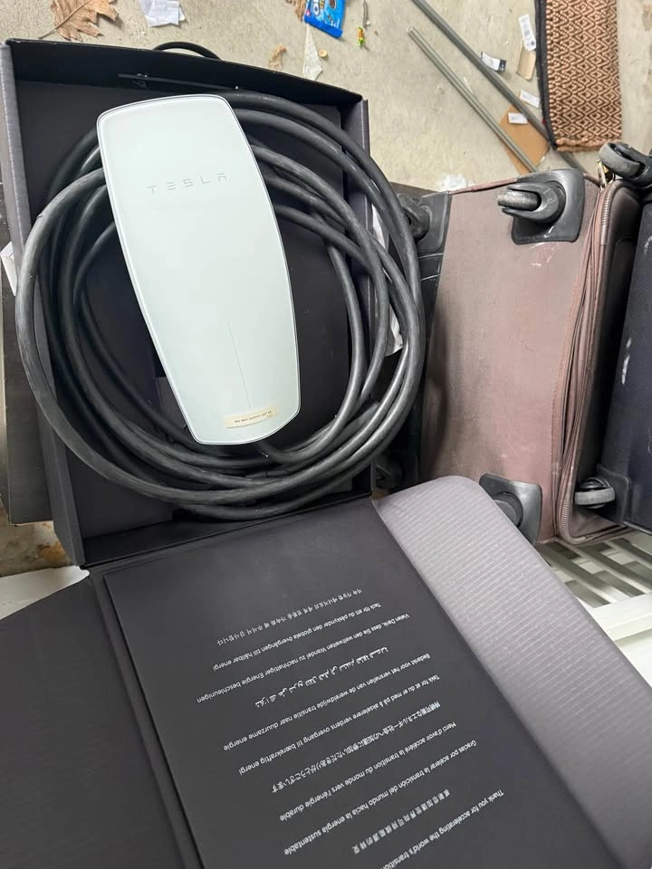 Tesla Wall Connector EV Charger - photo 4