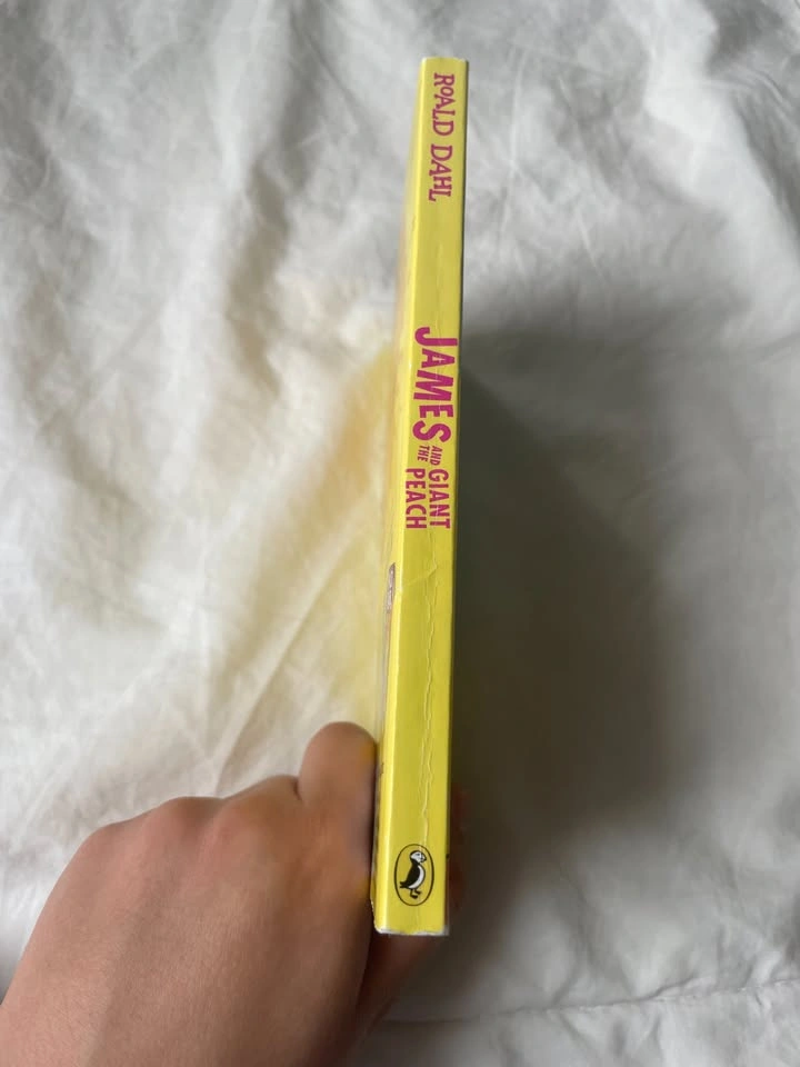 James and the Giant Peach By Roald Dahl - photo 2