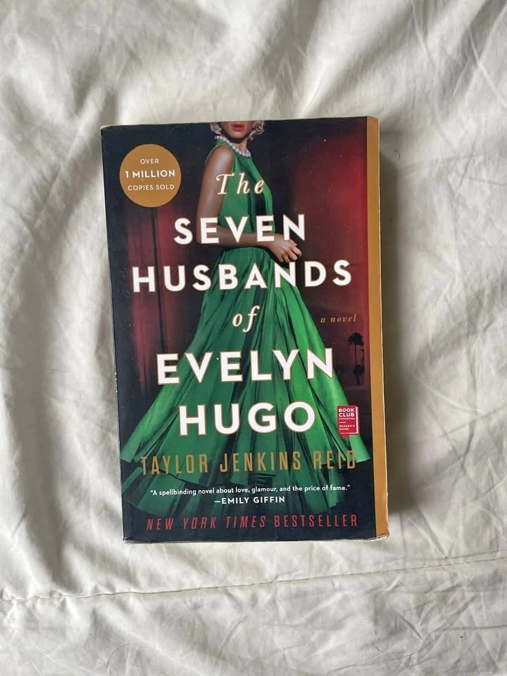 The Seven Husbands of Evelyn Hugo By Taylor Jenkins Reid