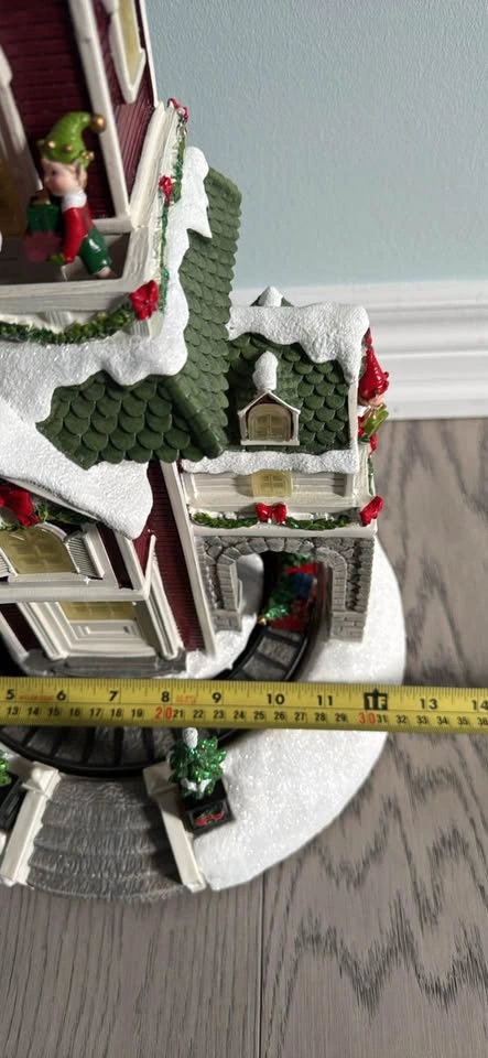 Christmas Lighted Train Station - photo 5