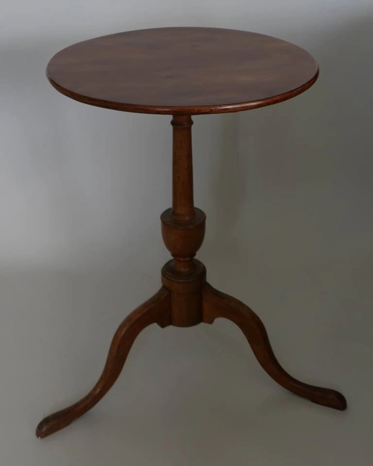 Antique Wooden Queen Anne Candle Stand - photo 3