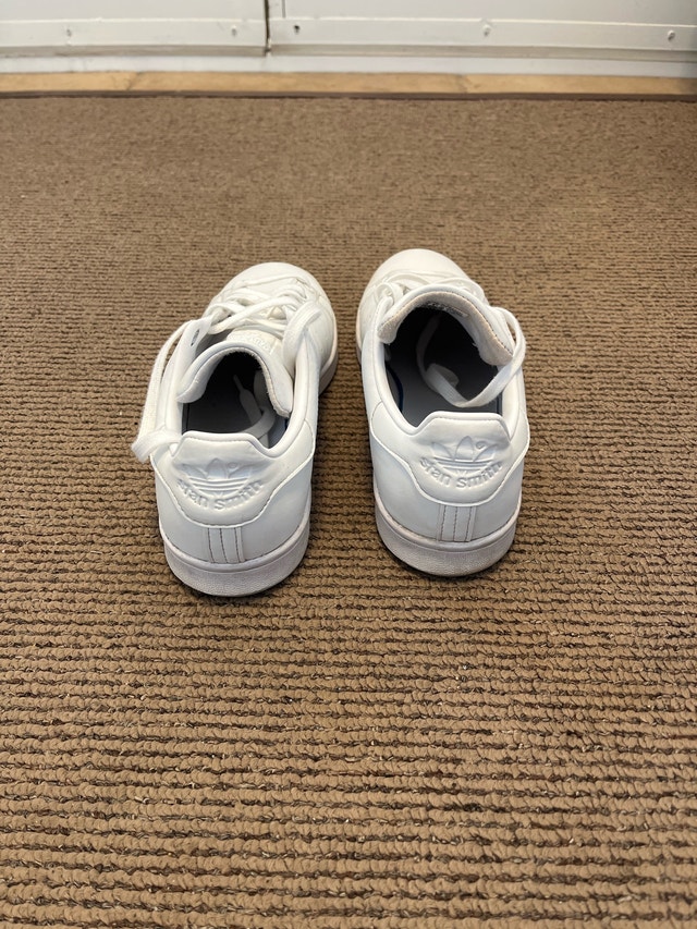 Adidas Stan Smith Shoes size 9 - photo 3