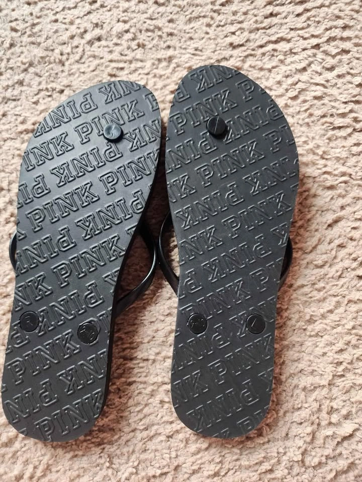 Pink Flip Flops - photo 2