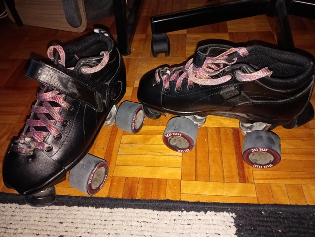 Sure-Grip Roller Skate - size 7.5 women - photo 2