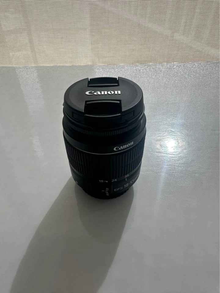 Canon EOS 2000D DSLR Kit - Like New + 3 Batteries - photo 5