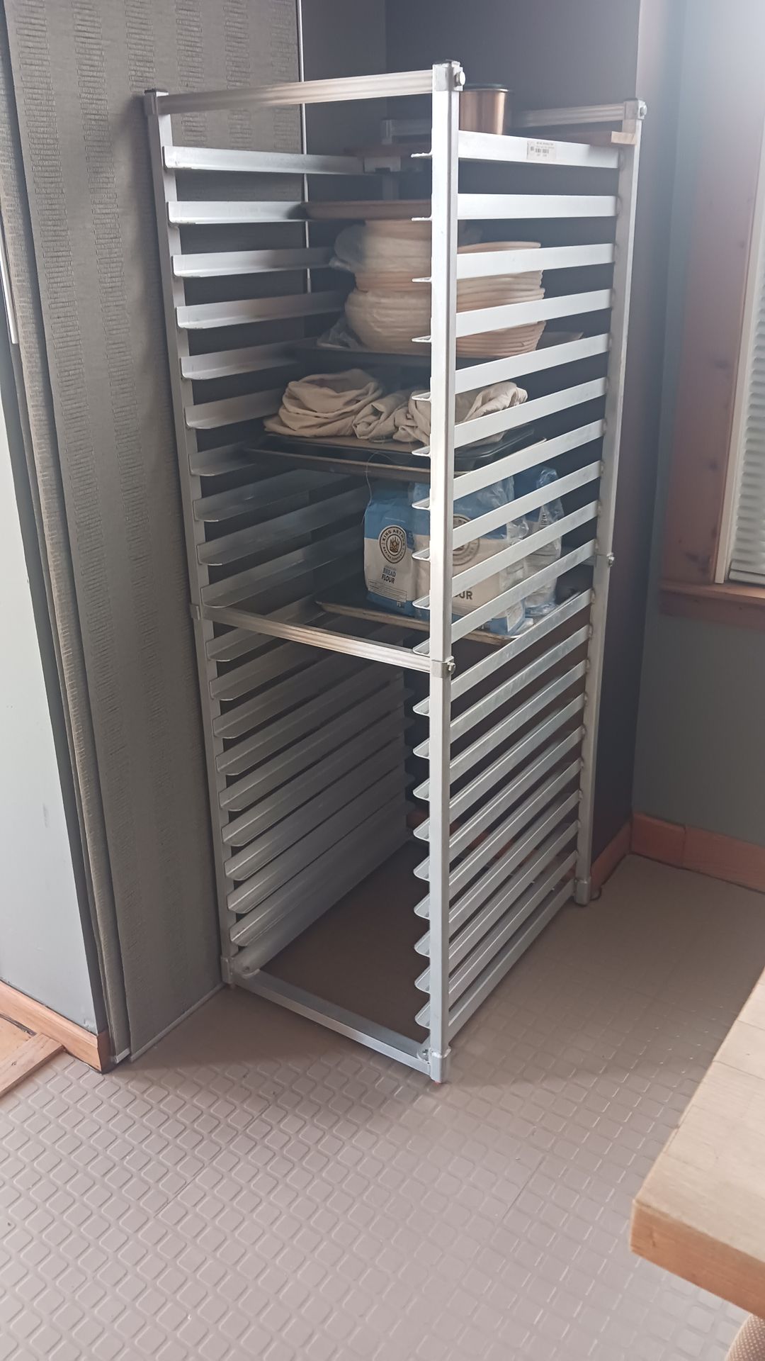 Industrial Bakery Rack - 20 Slots