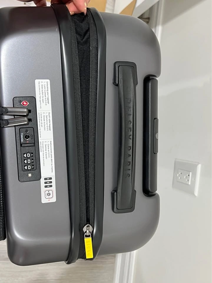 Delsey Paris Carry-On Suitcase – New (Expandable) - photo 4