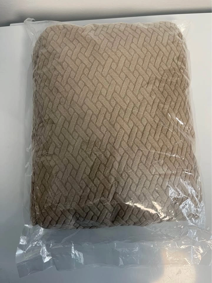 Recliner Cover New - photo 2