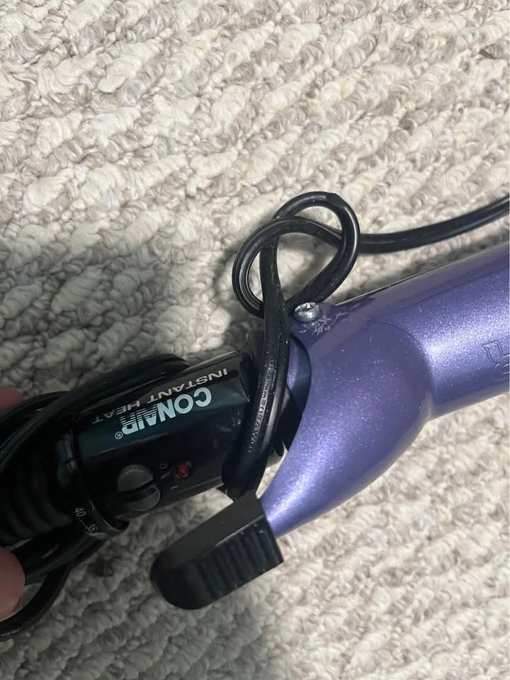 Assorted - blow dryers, hair curlers - photo 4