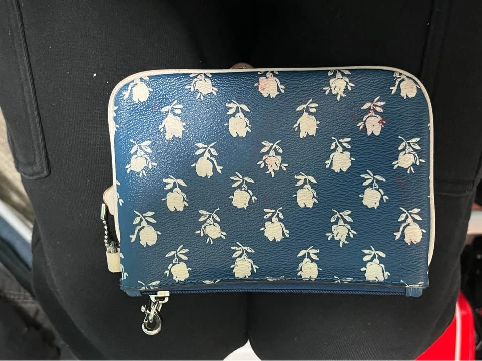 Coach coin purse - photo 2