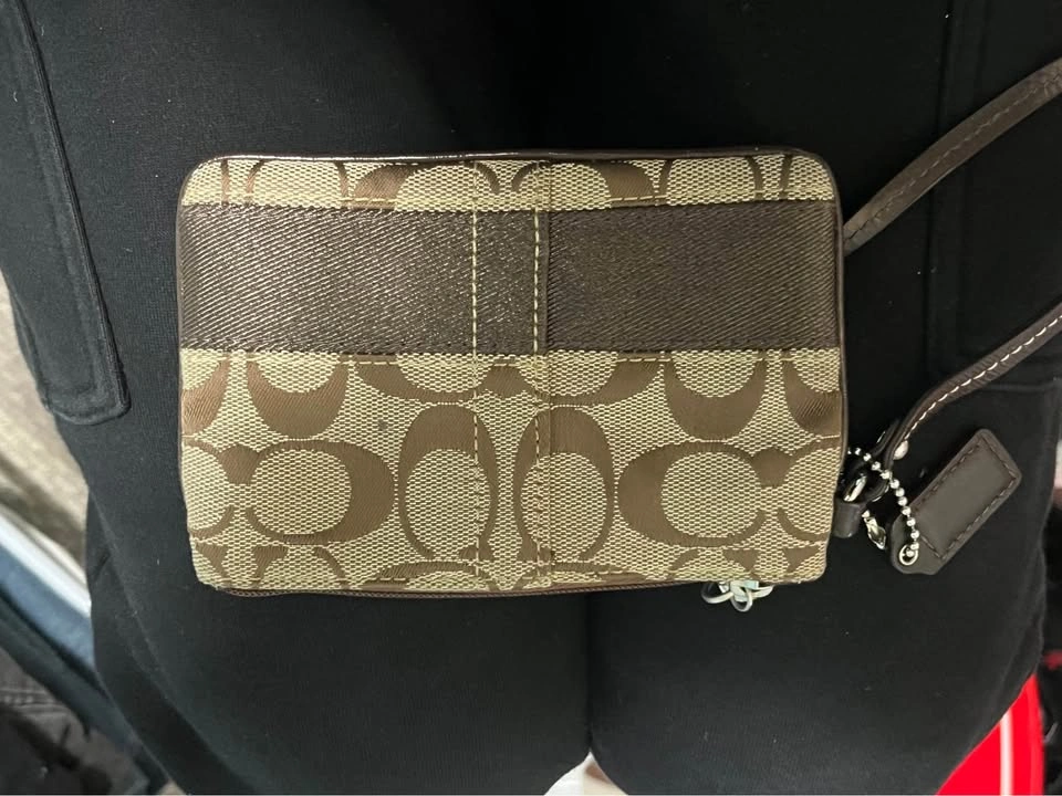 Coach coin purse - photo 3