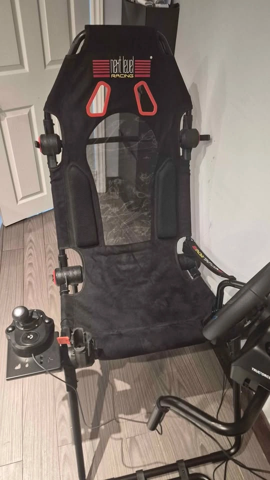 Racing Simulator Setup - Next Level F-GT Lite + Logitech G923 + - photo 3