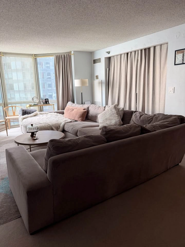 Luxury Sectional Couch (Retail $4,500) – $900 OBO - photo 4