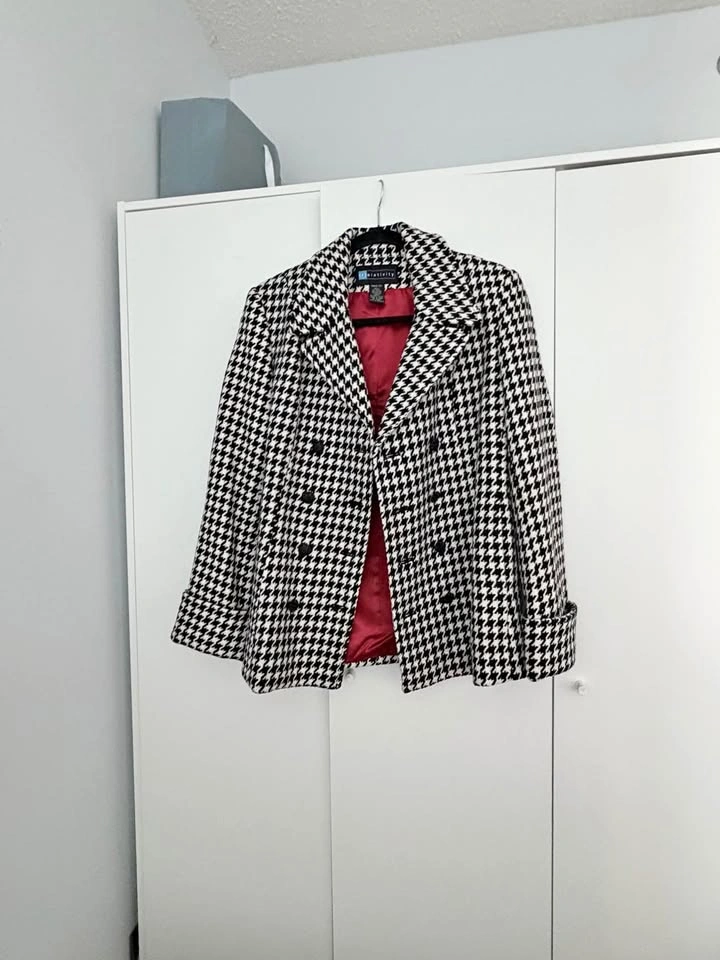 Black & White Houndstooth Blazer – Classic Fit