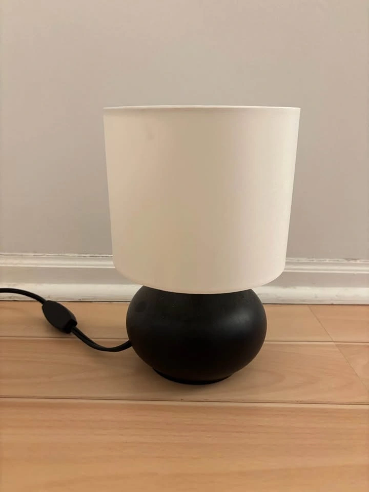 IKEA Table Lamp (with lightbulb) - photo 2