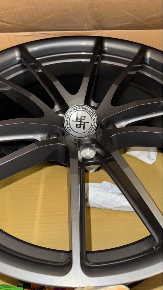4 Brand New Wheels (20x9) - photo 3