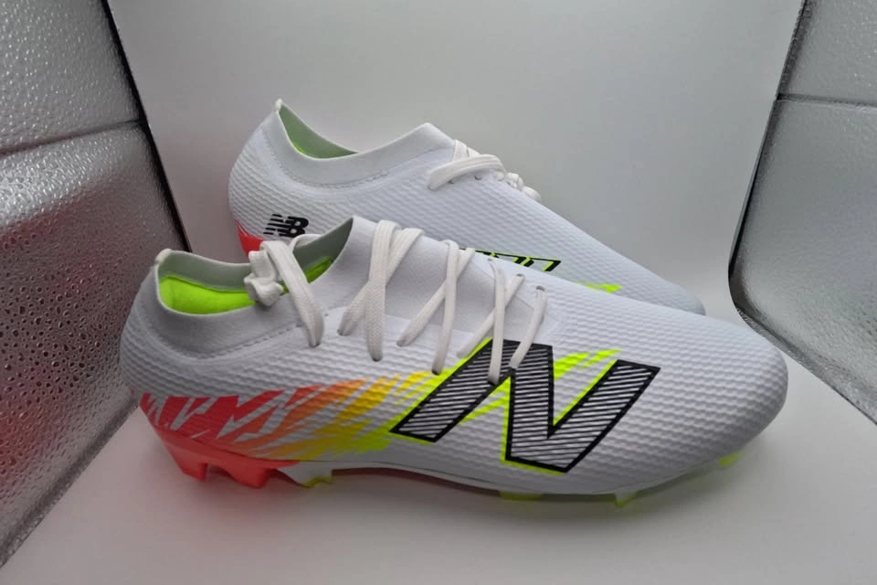 New Balance Furon V8 Team Soccer Cleats FG Size 10.5