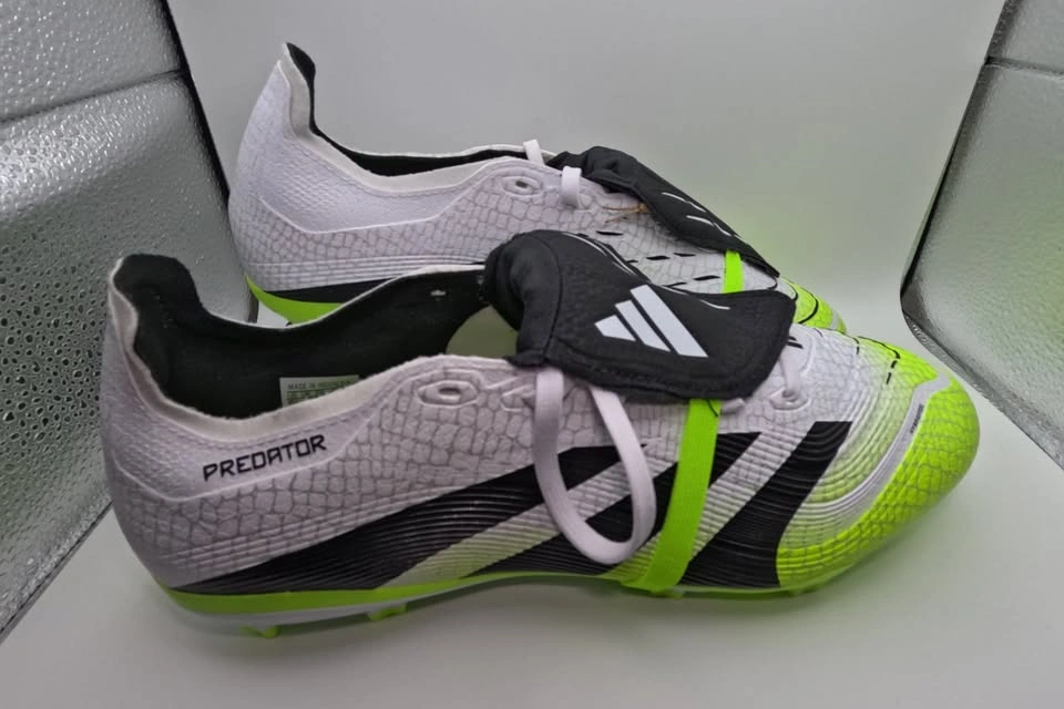 Adidas Predator League Fold-Over Tongue Soccer Cleats FG Size 10