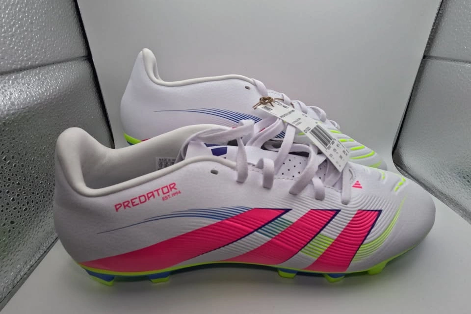 Adidas Predator Club Soccer Cleats FG Size 11