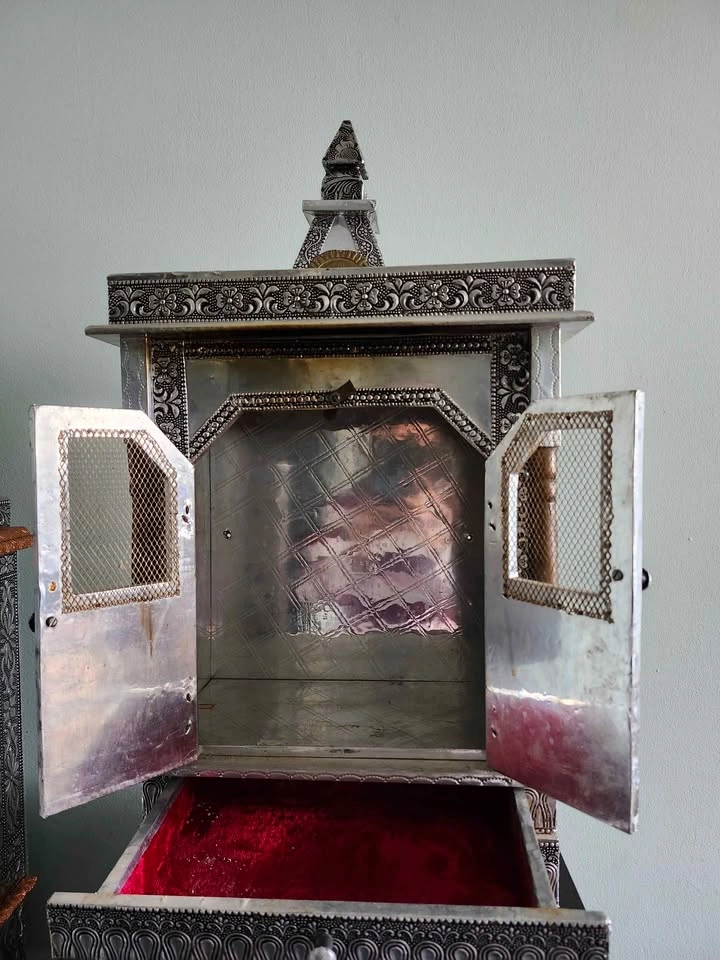 Temple for sale - photo 2