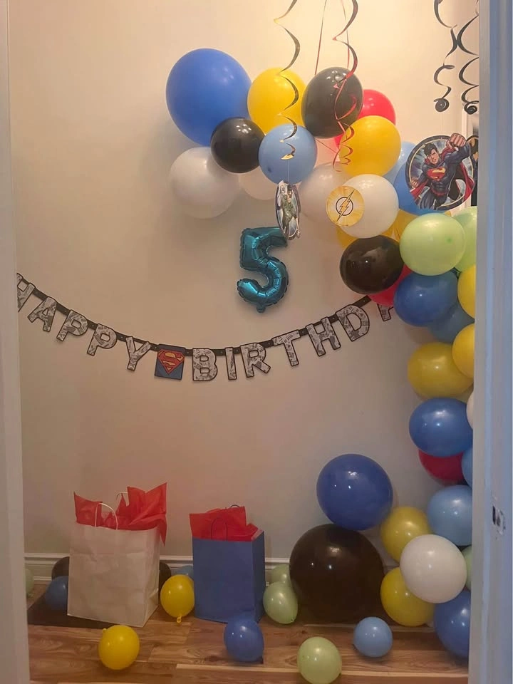 Free balloons in partial arch🥕