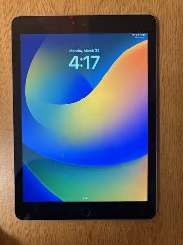 Apple iPad (5th Gen) 32GB Silver Wi-Fi Tablet - photo 3