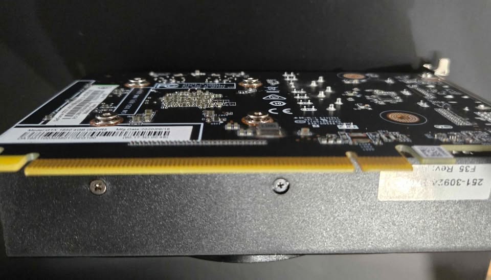 GeForce GTX 1650 4GB GDDR5 Graphics Card. HDMI / DVI. Like New! - photo 5