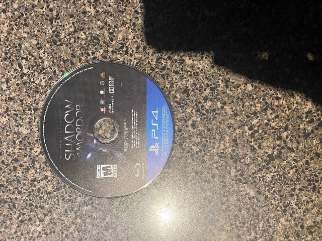 PS4 Game - Shadow of Mordor