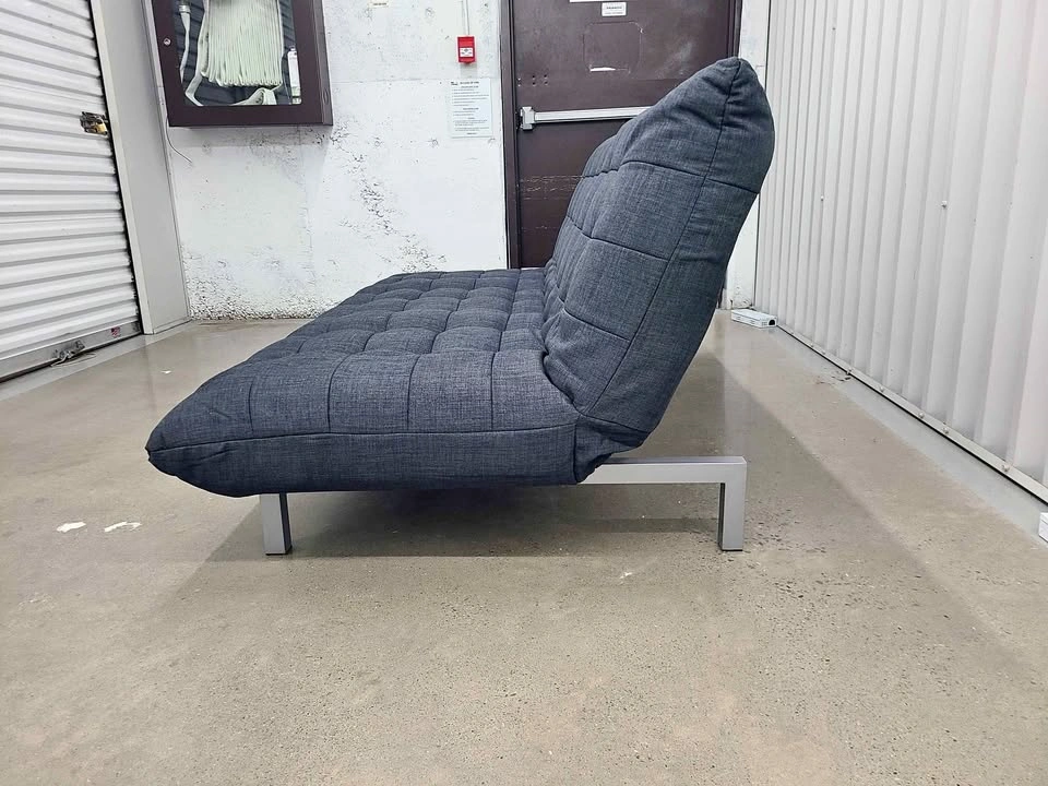 🇨🇦  Modern Structube Sofa Bed - photo 3