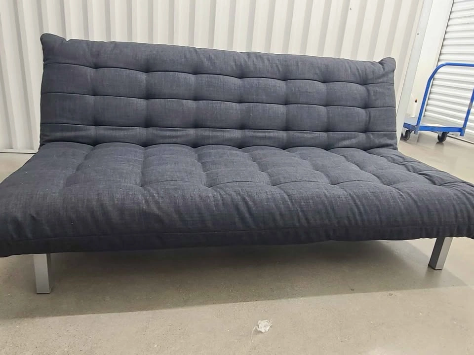 🇨🇦  Modern Structube Sofa Bed