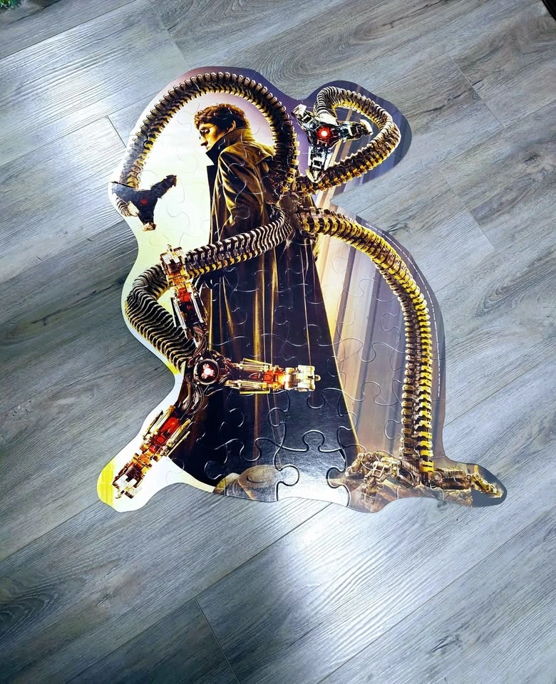 Vintage 2004 Spiderman 2 Doc Ock Pal Size Puzzle - photo 2