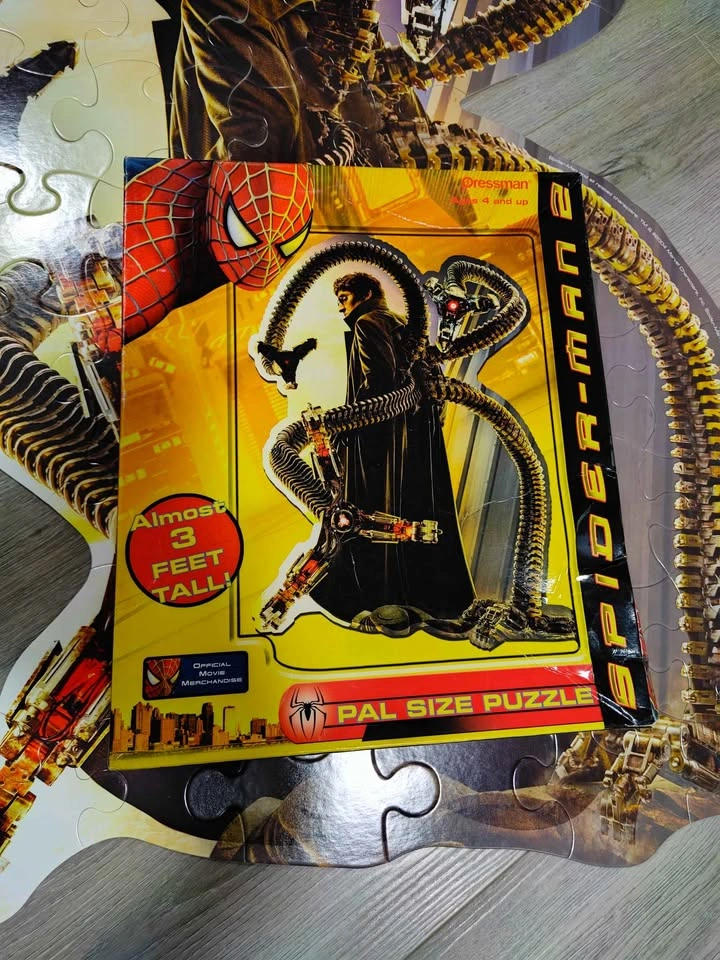 Vintage 2004 Spiderman 2 Doc Ock Pal Size Puzzle - photo 3
