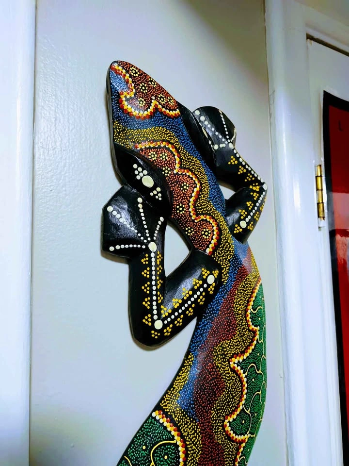 Vintage 90's Wooden Lizard Wall Decor - photo 3