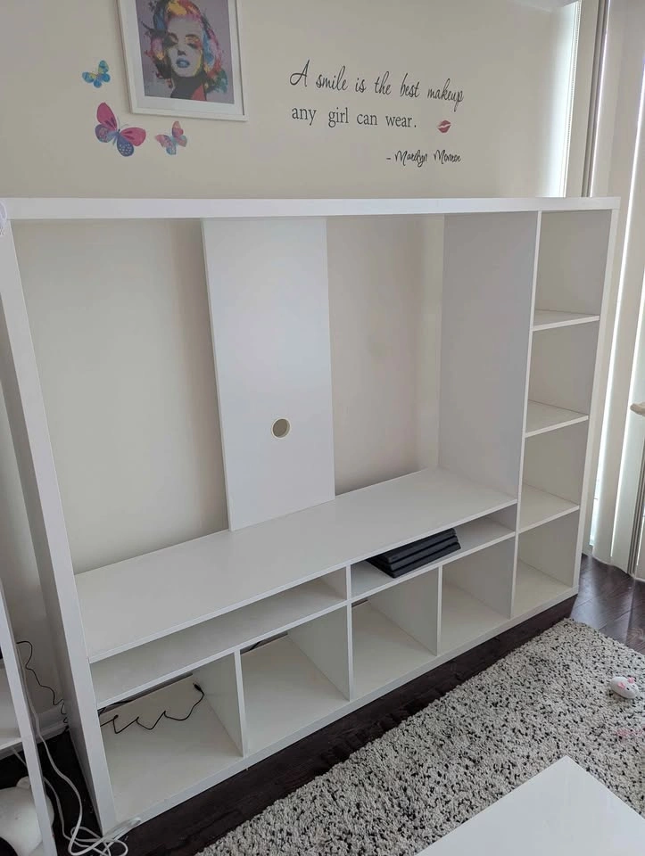 Large White TV Stand / Storage Unit – Modern Design - photo 2