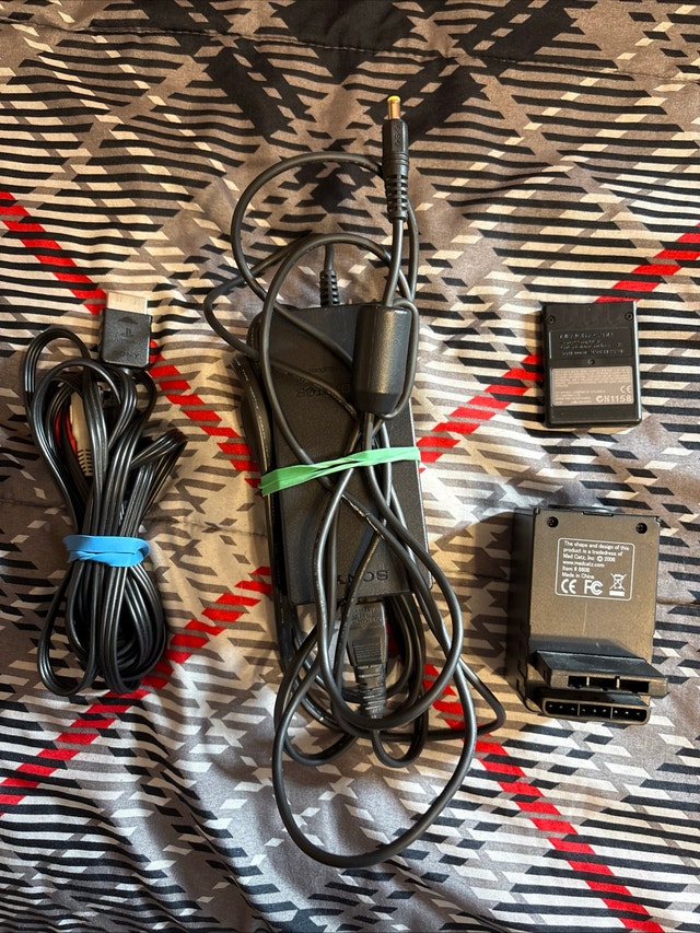 PS2 Console, Controller, 4 Player Adaptor, Wires, Memory Card - photo 4