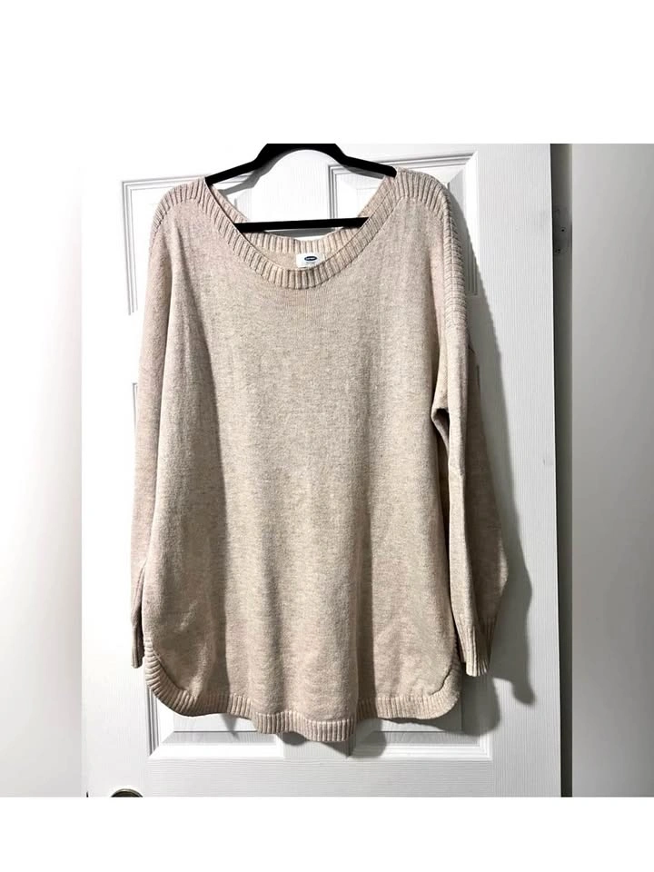 Women's Cream Sweater