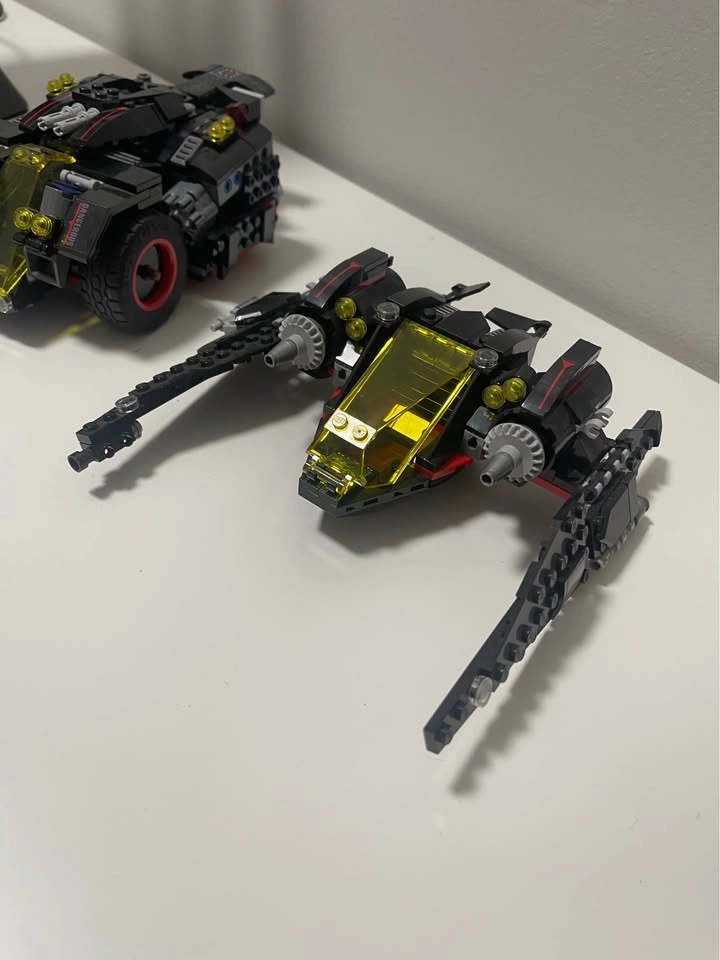 LEGO Batman Ultimate Batmobile Truck and Plane ONLY - photo 3
