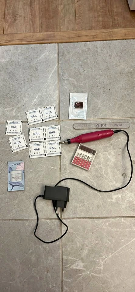 Electric Nail Drill Kit with Accessories - Great Condition
