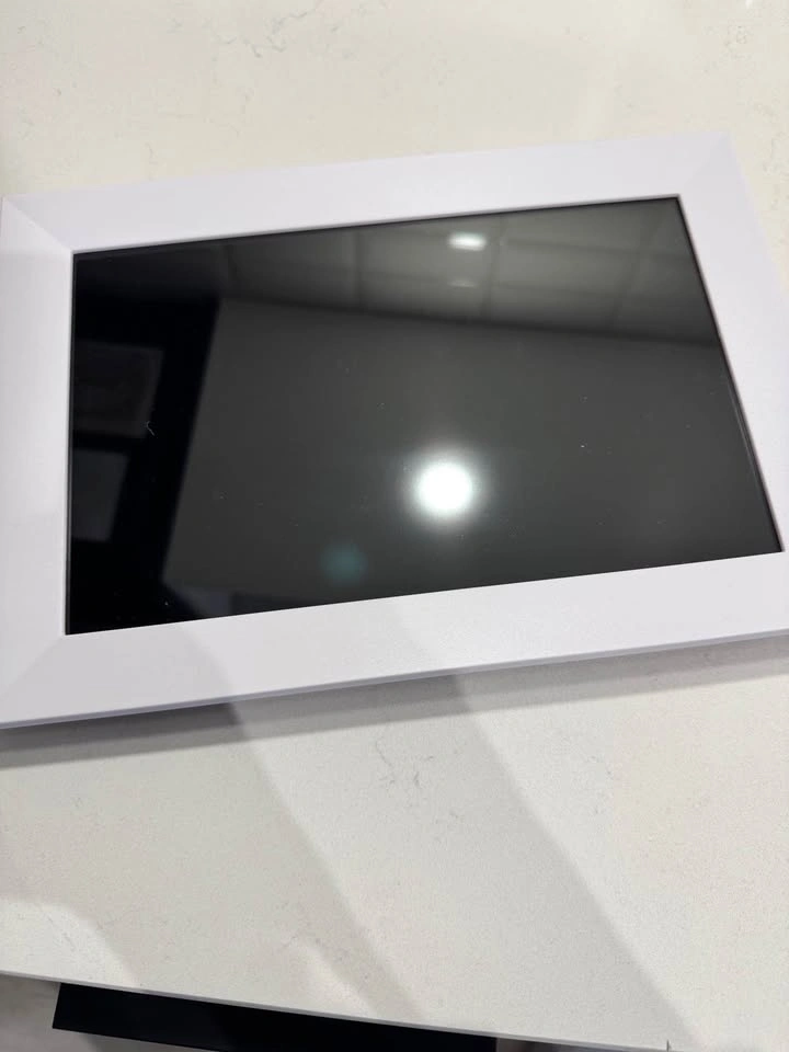 Wifi Digital Photo Frame w/2 Frames (Brown & White) 10.1” Screen - photo 2
