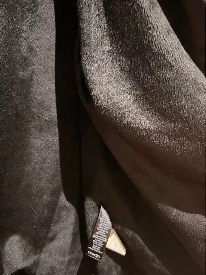 George Black Hooded Warm Jacket - photo 4