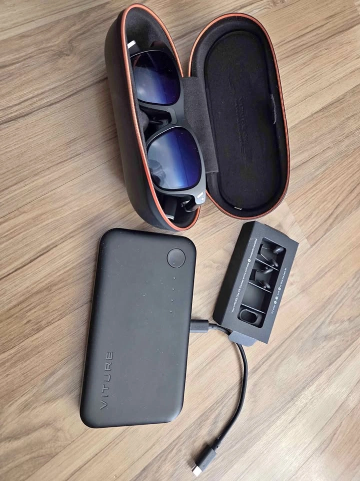 Virtue AR Glasses and Hub
