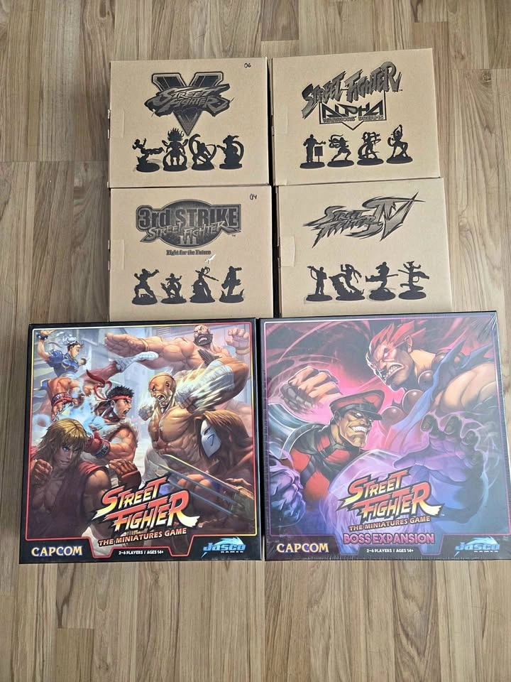 Street Fighter Miniatures Board Game + Expansions